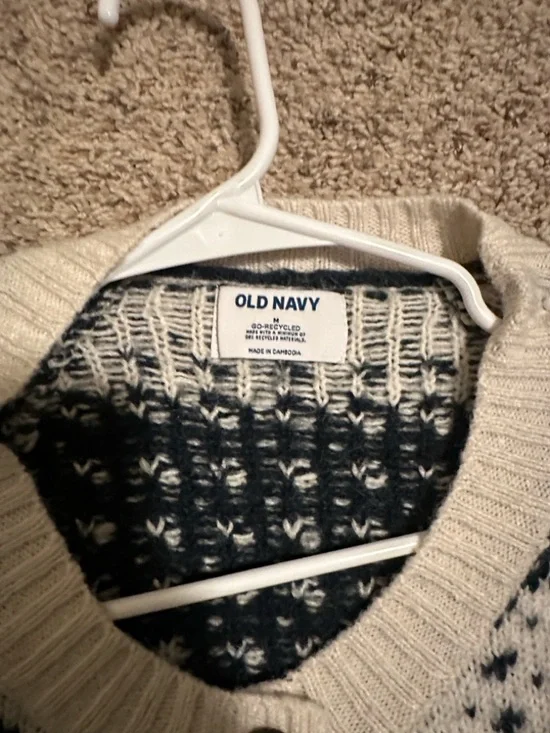 Old Navy Ivory and Navy Fair Isle Reindeer Crewneck Sweater - Picture 2 of 3